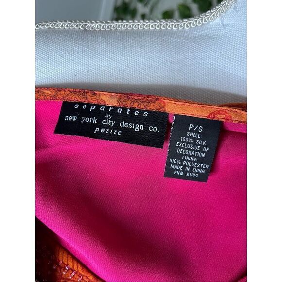 Separates by NYC Design Co. Multicolor Silk Paisley Beads Sequins Top Size SP - Picture 4 of 4